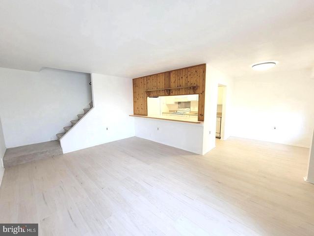 1005 TIMBER CREEK, Lindenwold, NJ 08021