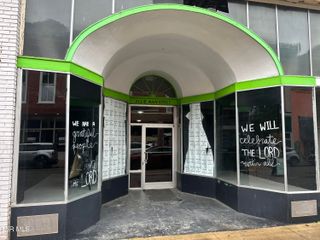 212 East Main Street, Johnson City, TN 37604