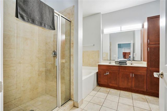 870 MAYSON TURNER Road NW 1127, Atlanta, GA 30314