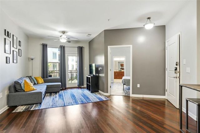 870 MAYSON TURNER Road NW 1127, Atlanta, GA 30314