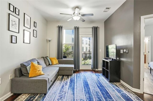 870 MAYSON TURNER Road NW 1127, Atlanta, GA 30314