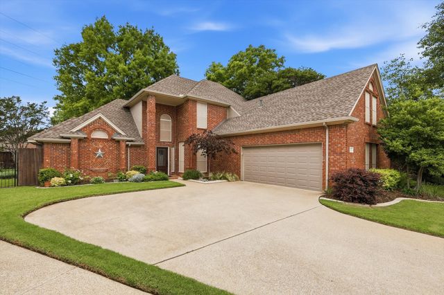 2701 Holly Brook Court, Bedford, TX 76021