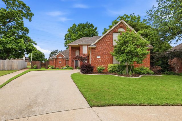 2701 Holly Brook Court, Bedford, TX 76021