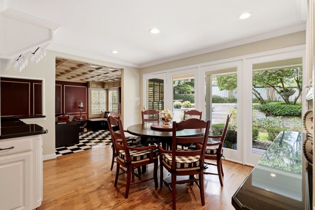 1809 Southpark Drive, Arlington, TX 76013