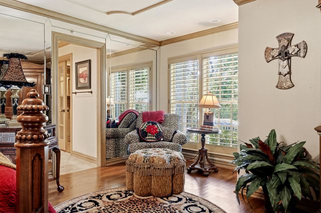 1809 Southpark Drive, Arlington, TX 76013