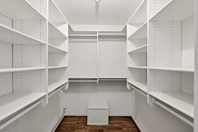 1809 Southpark Drive, Arlington, TX 76013
