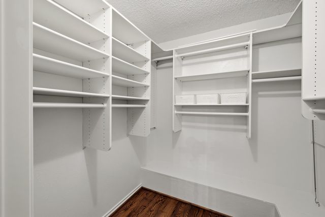1809 Southpark Drive, Arlington, TX 76013