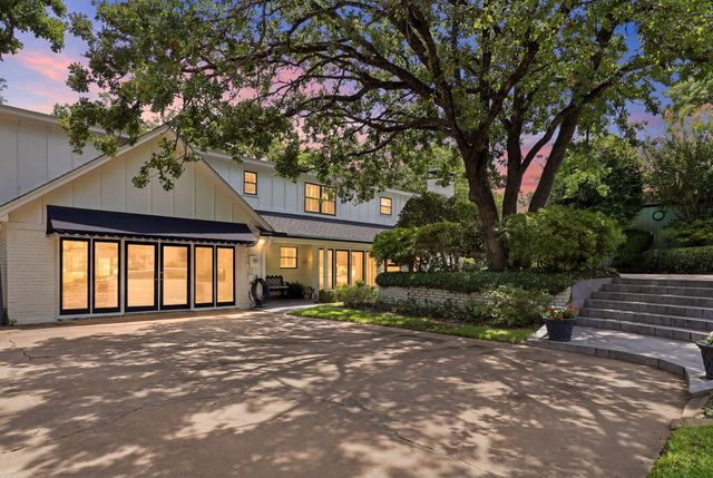 1809 Southpark Drive, Arlington, TX 76013