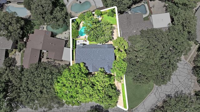 1809 Southpark Drive, Arlington, TX 76013