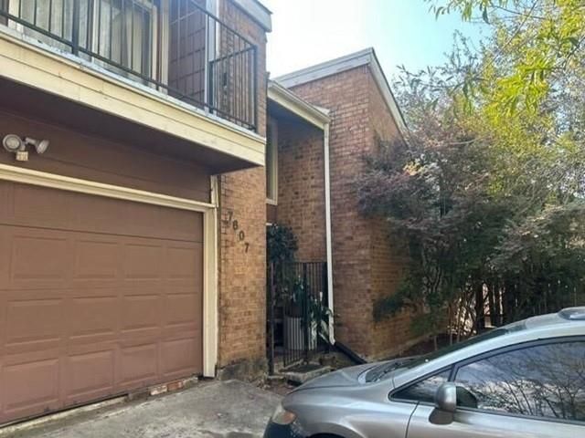 7607 Secretariat Lane, Houston, TX 77071