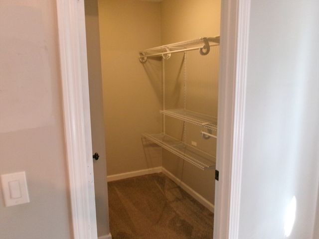 71 Eddywood St, Springfield, MA 01118