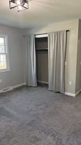 71 Eddywood St, Springfield, MA 01118