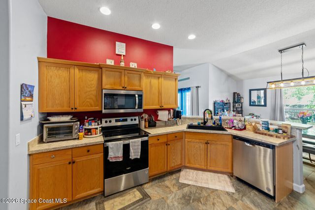 466 El Dorado Avenue SE, Palm Bay, FL 32909