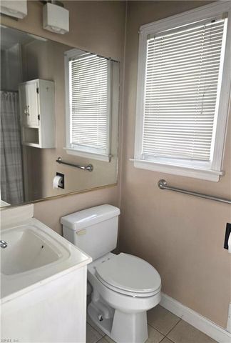 4904 Farrington DR, Virginia Beach, VA 23455