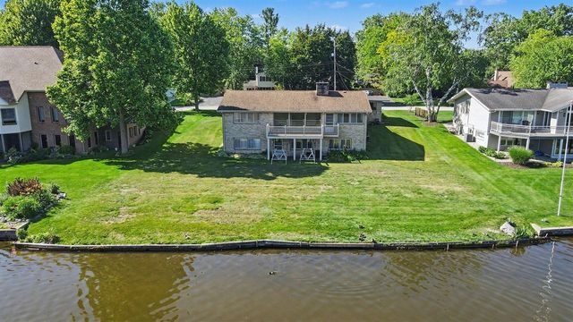 7261 Driftwood Drive, Ada, MI 49301