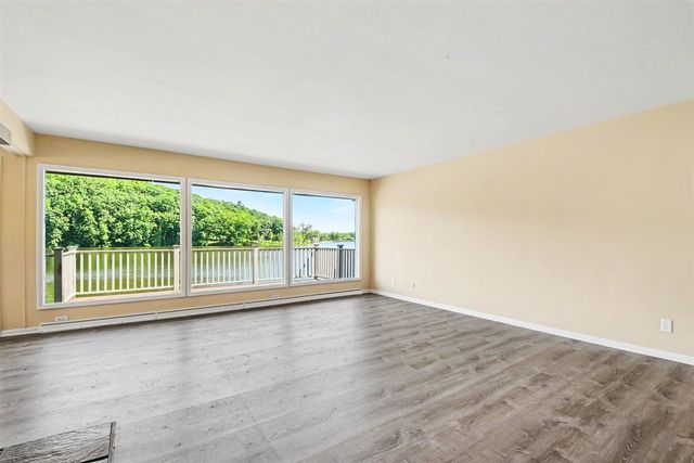 7261 Driftwood Drive, Ada, MI 49301