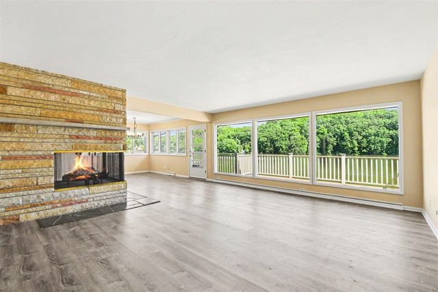7261 Driftwood Drive, Ada, MI 49301
