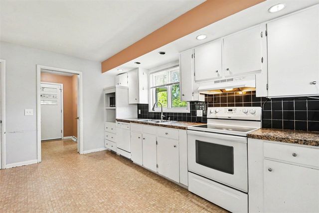 7261 Driftwood Drive, Ada, MI 49301