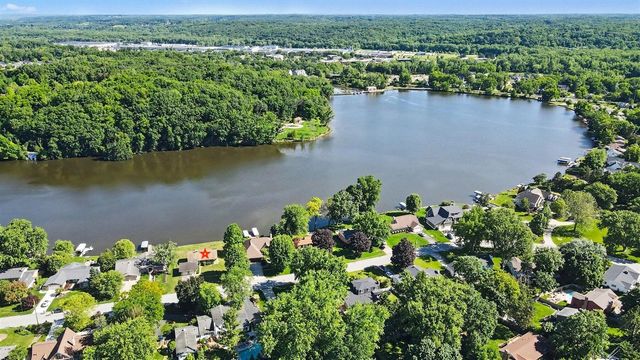 7261 Driftwood Drive, Ada, MI 49301