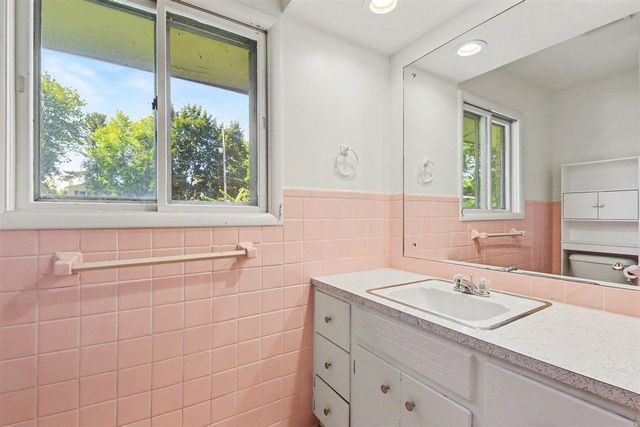 7261 Driftwood Drive, Ada, MI 49301