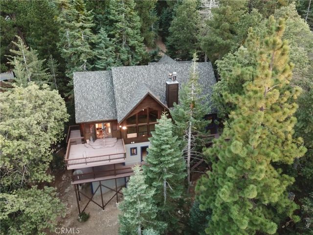 285 N Fairway, Lake Arrowhead, CA 92352