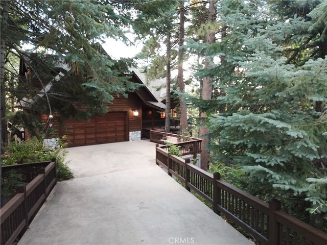 285 N Fairway, Lake Arrowhead, CA 92352