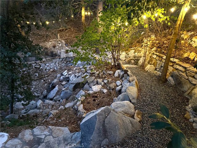 285 N Fairway, Lake Arrowhead, CA 92352
