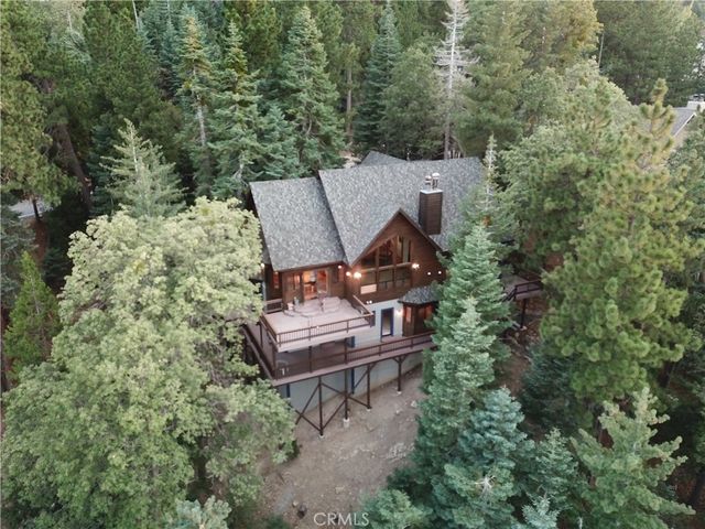 285 N Fairway, Lake Arrowhead, CA 92352