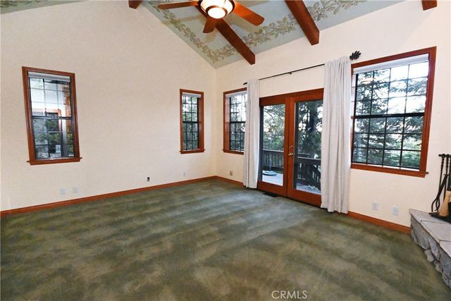 285 N Fairway, Lake Arrowhead, CA 92352