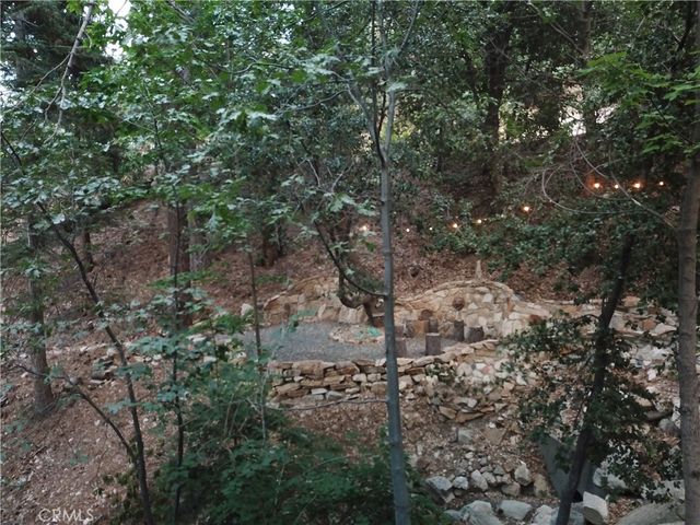 285 N Fairway, Lake Arrowhead, CA 92352