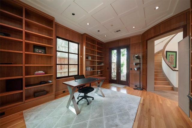 2225 Bolsover Street, Houston, TX 77005
