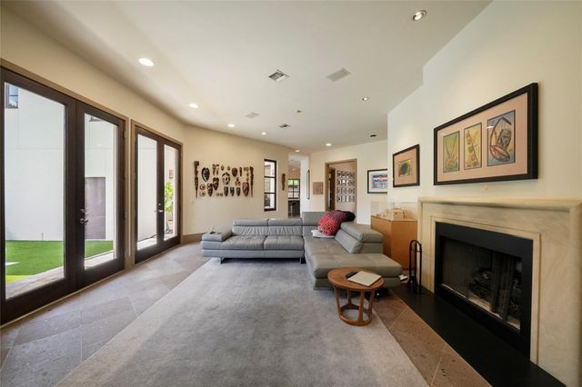 2225 Bolsover Street, Houston, TX 77005
