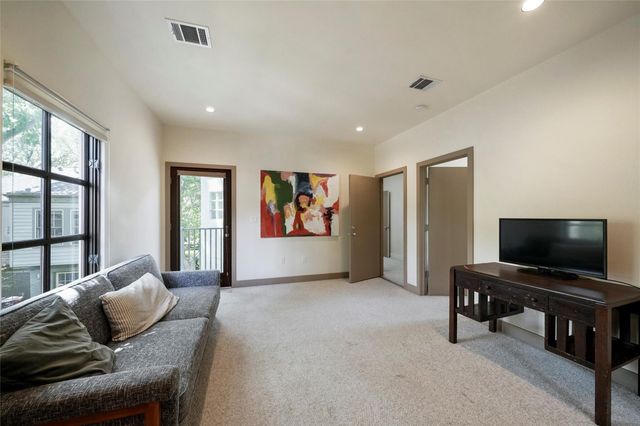 2225 Bolsover Street, Houston, TX 77005