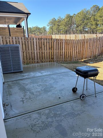 195 Batten Ridge Drive, Statesville, NC 28677