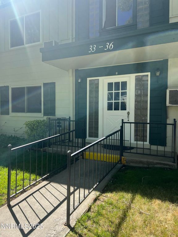 1945 4th Street 33, Sparks, NV 89431