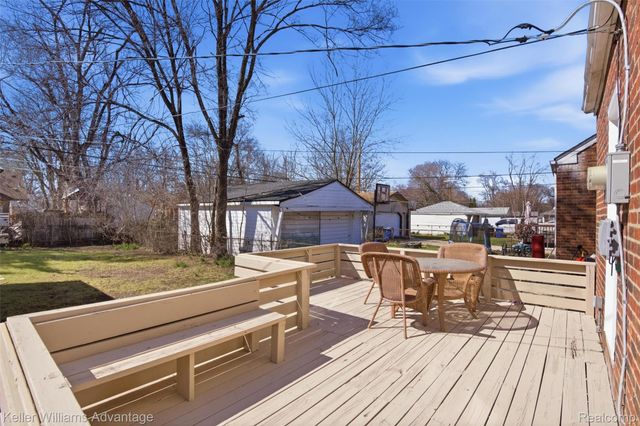 9981 Hazelton, Redford Charter Township, MI 48239