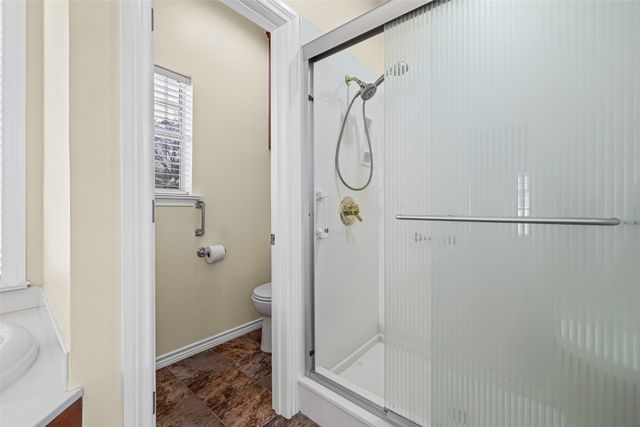 6100 N Waverly Court, Granbury, TX 76049