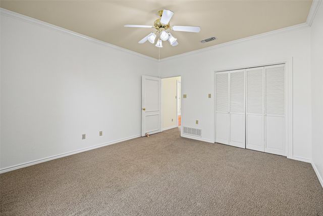 6100 N Waverly Court, Granbury, TX 76049