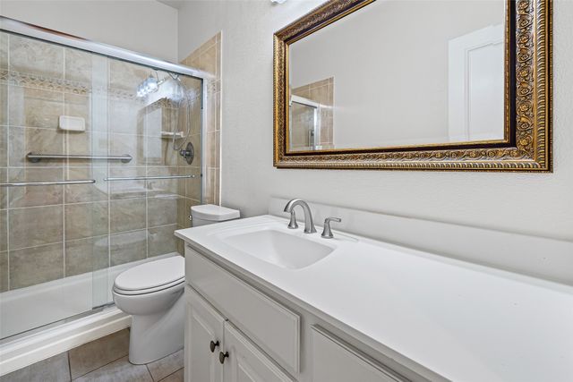 6100 N Waverly Court, Granbury, TX 76049