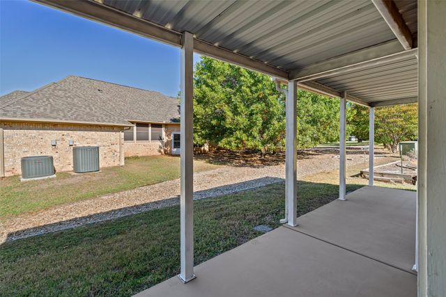 6100 N Waverly Court, Granbury, TX 76049