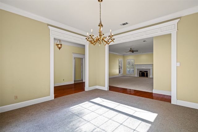 6100 N Waverly Court, Granbury, TX 76049