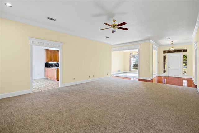 6100 N Waverly Court, Granbury, TX 76049