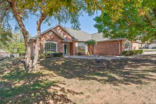 6100 N Waverly Court, Granbury, TX 76049