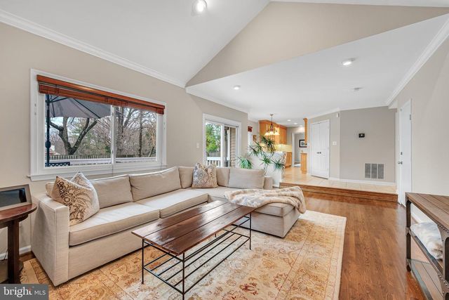 11512 FLINTS GROVE LN, North Potomac, MD 20878