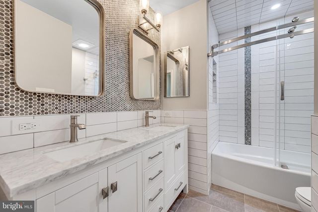 11512 FLINTS GROVE LN, North Potomac, MD 20878