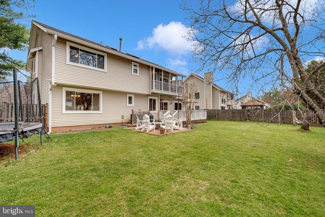 11512 FLINTS GROVE LN, North Potomac, MD 20878