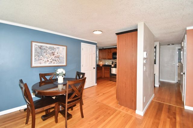 92 Louis Rd, Springfield, MA 01118