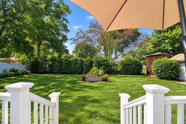 92 Louis Rd, Springfield, MA 01118
