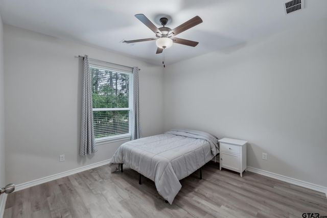 17224 Stella Maris St, Winona, TX 75792