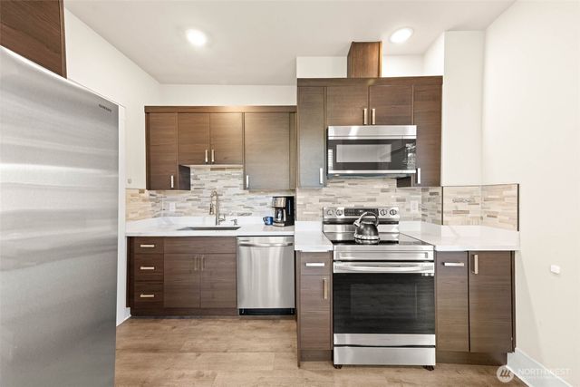 1413 26th Avenue, Seattle, WA 98122